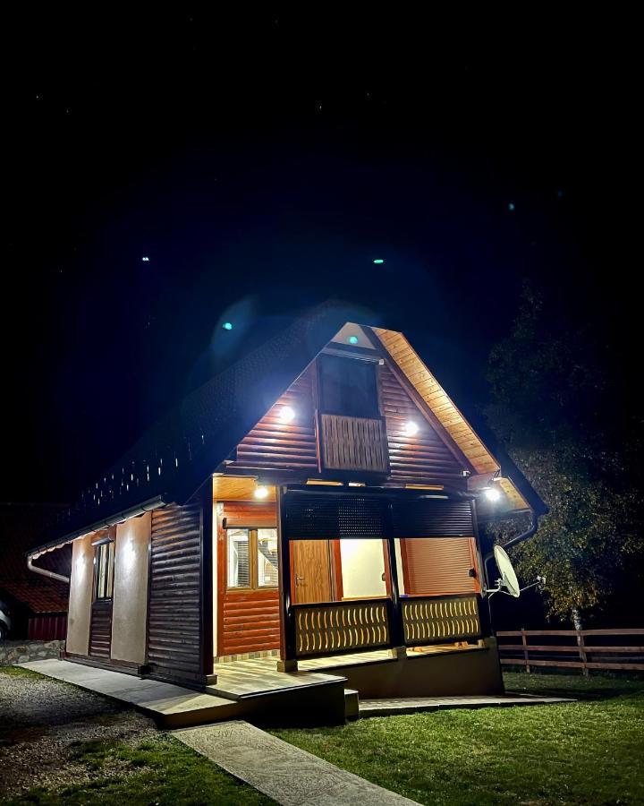 Zoranovi Konaci Villa Jevtici Ngoại thất bức ảnh